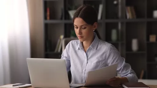 Becas Seré para oposiciones jurídicas.