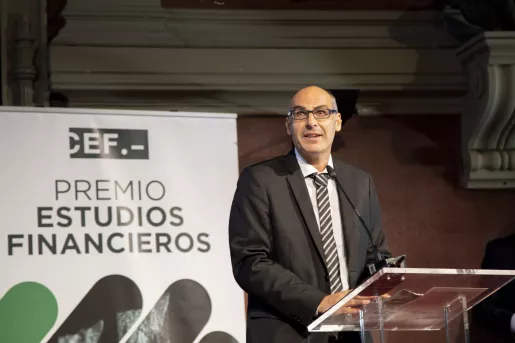 Miguel Ángel Villacorta, Primer Premio en Contabilidad en el Premio Estudios Financieros 2022. Miguel Ángel Villacorta, Primer Premio en Contabilidad en el Premio Estudios Financieros 2022.