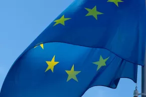 Bandera de la Unión Europea (UE).