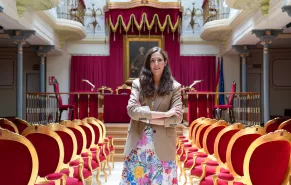 Carmen Cámara, distinguida como Académica Correspondiente de la Real Academia de Jurisprudencia y Legislación de España.