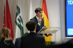 CEF.- acoge el II Torneo Nacional de Debate Económico de AEALCEE: inversión en "cultura democrática" por una Europa independiente..