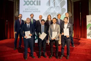 Gregorio Sánchez Marín y Gabriel Lozano Reina (a la dcha. primera fila) en la entrega del premio.  Gregorio Sánchez Marín y Gabriel Lozano Reina (a la dcha. primera fila) en la entrega del premio.