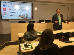 Eugenio Lanzadera, secretario general de UDIMA, durante su charla en CEF.-. este jueves. Eugenio Lanzadera, secretario general de UDIMA, durante su charla en CEF.-. este jueves.