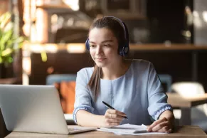 Estudiante Estudiante