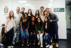 'Javivi', con sus alumnos  'Javivi', con sus alumnos