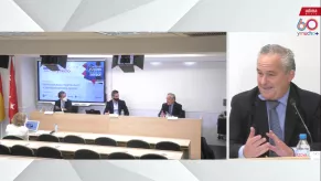 Imagen de los ponentes durante la sesión del I Congreso 6' y mucho+'. Imagen de los ponentes durante la sesión del I Congreso 6' y mucho+'.