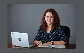 Teresa González Ercoreca, Premio Accésit en el área de Derecho Constitucional y Administrativo. Teresa González Ercoreca, Premio Accésit en el área de Derecho Constitucional y Administrativo.