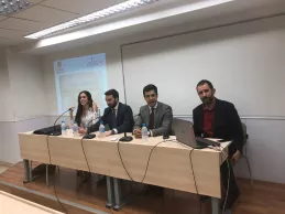 Los representantes de la Agrupación de Jóvenes Abogados de Madrid,<br  />durante su intervención (Redacción: Luis Miguel Belda)  Los representantes de la Agrupación de Jóvenes Abogados de Madrid,<br  />durante su intervención (Redacción: Luis Miguel Belda)