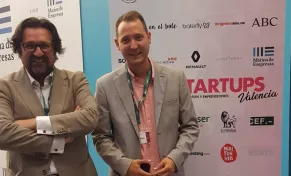 Luis Miguel Belda, director de Comunicación de CEF.- UDIMA y Mariano Roldán, profesor y experto en marketing digital en la institución académica en Valencia