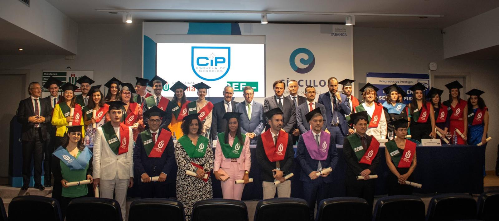 Solemne Acto de Graduación del CIP, centro asociado a CEF.- y UDIMA, en ...